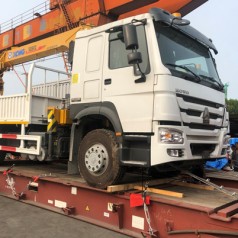 隨機起重運輸車出口流程