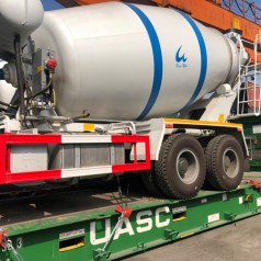 出口混泥土攪拌車應(yīng)該注意哪些內(nèi)容？