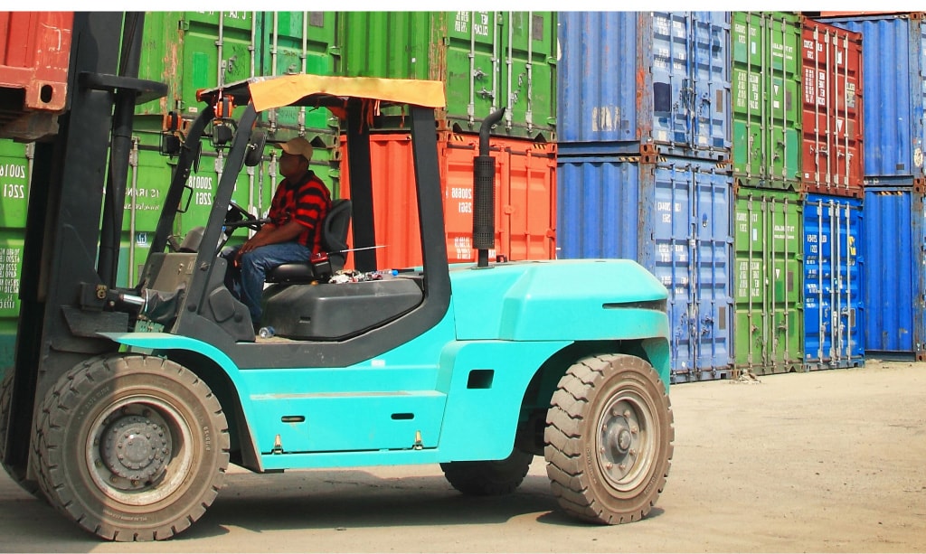 建材運往非洲，找旭洲物流來幫忙。