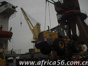 旭洲作為擁有20年以上的專業(yè)大件貨海運(yùn)經(jīng)驗(yàn)的貨代公司，為您提供最完善的裝載車出口方案