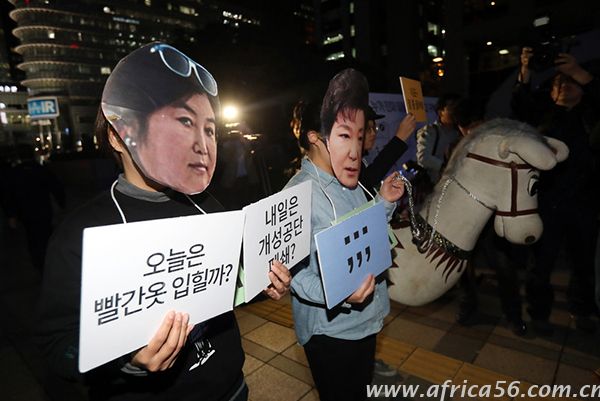 樸信惠成了拉線木偶？韓國政事果然比韓劇精彩！