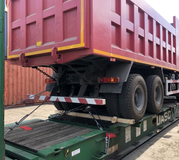 重型自卸車出口案例_非洲海運_旭洲物流 重型自卸車出口案例_非洲海運_旭洲物流